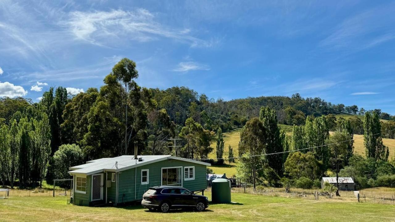 Hamlet Downs Country Accommodation Fentonbury Exterior photo